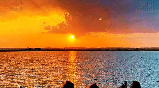 الغروب-على-بحيرات-سيوة الغروب-على-بحيرات-سيوة