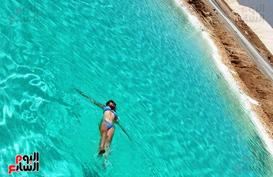متعة-السباحة-في-بحيرات-الملح---سيوة متعة-السباحة-في-بحيرات-الملح---سيوة