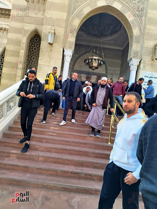 تشييع جنازة والدة المايسترو مصطفى حلمي (2)