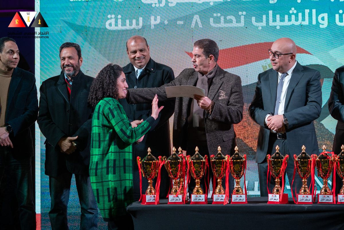 اللواء مختار عمارة في احتفالية الشطرنج اللواء مختار عمارة في احتفالية الشطرنج