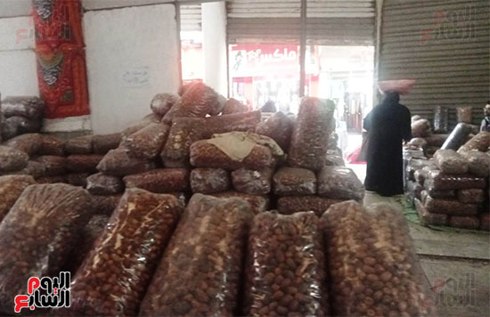 وكالة-الكمونى-بالمحلة-تفتح-أبوابها-أمام-الجمهور--(2)