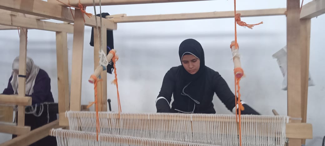 فتيات تعلمن منة الكليم وحافظن على مهنة الأجداد  (3)