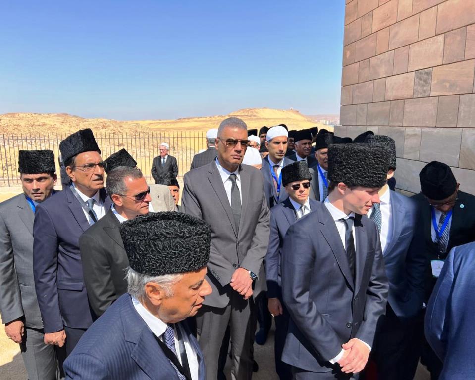 جانب من الجنازه (16)