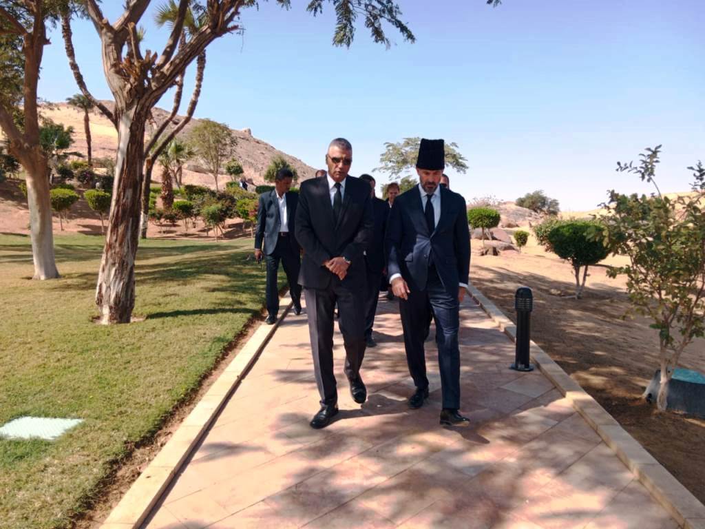 جانب من الجنازه (7)