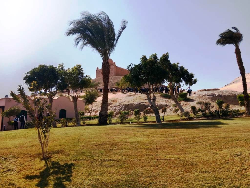 جانب من الجنازه (13)