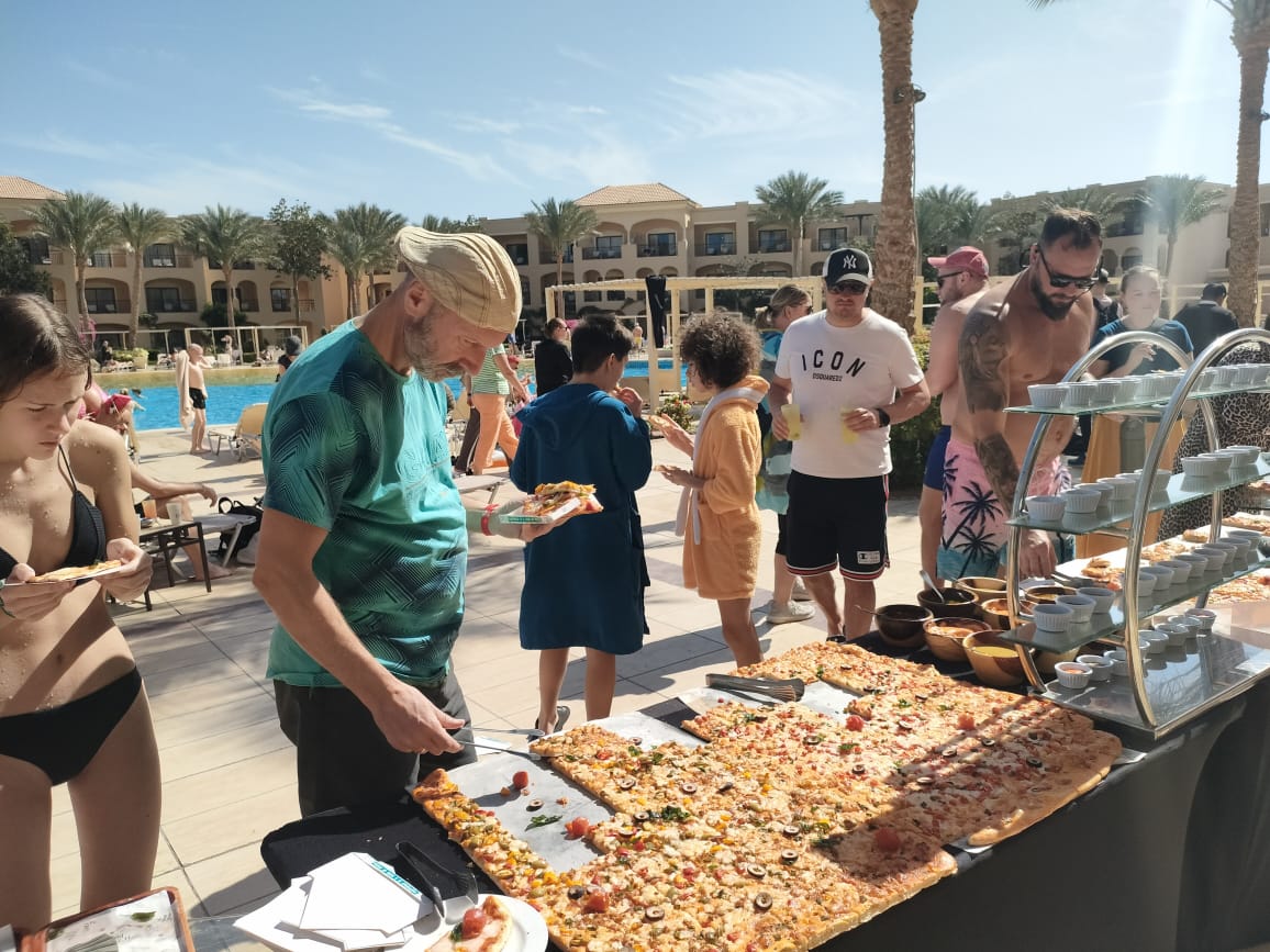 الفنادق تختفل باليوم العالمى للبيتزا