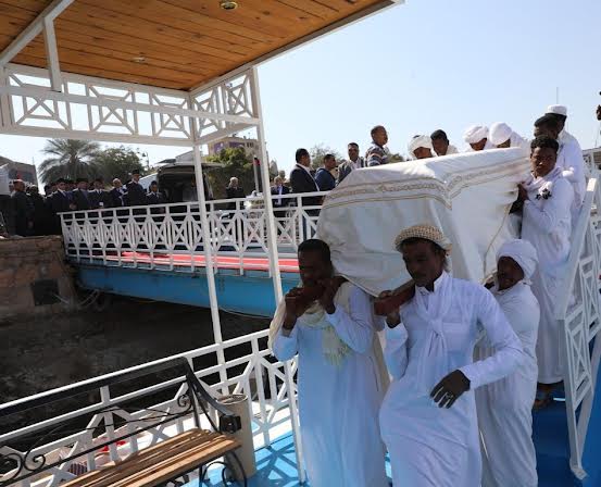 جثمان كريم أغاخان جثمان كريم أغاخان