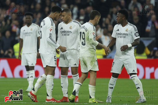 احتفال لاعبى ريال مدريد احتفال لاعبى ريال مدريد
