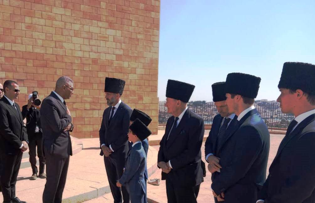 جانب من الجنازه (8)