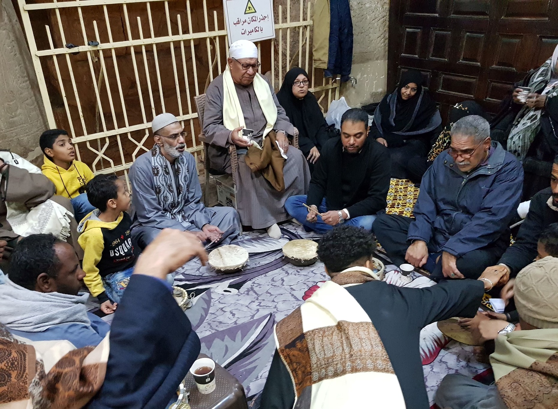 الذكر والمديح فى ليالي مولد سيدى أبو الحجاج الذكر والمديح فى ليالي مولد سيدى أبو الحجاج