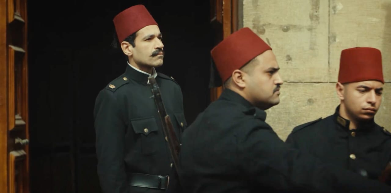 صدقي صخر يقبض على شقيق أحمد امين في الحلقة الاولى من مسلسل النص (2)