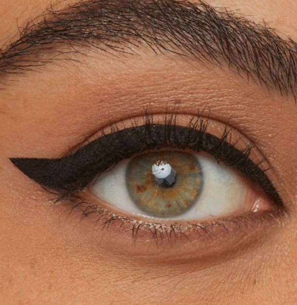 عيون مبطنة عيون مبطنة