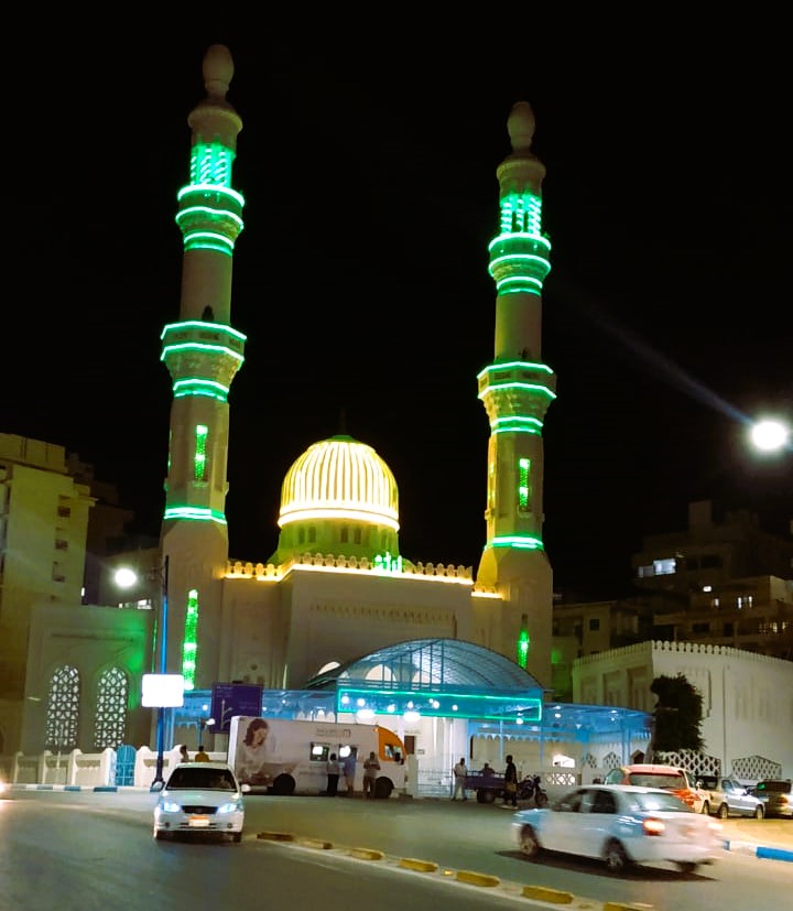 مسجد العوام ليلا كورنيش مطروح (1)