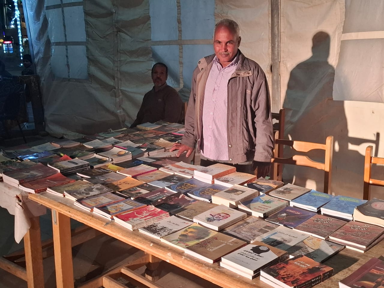 معرض كتب فى ليالي رمضان بساحة أبو الحجاج الأقصري معرض كتب فى ليالي رمضان بساحة أبو الحجاج الأقصري