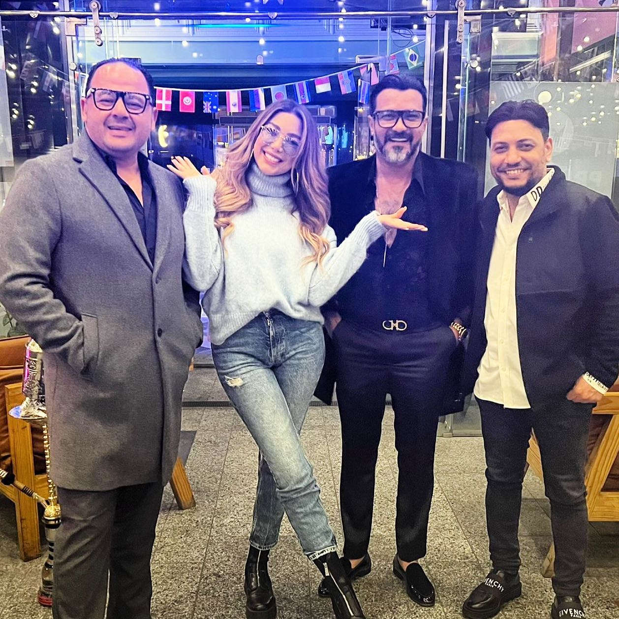 دانا حلبي مع محمد رجب وومؤلف ومخرج مسلسل مشوار الونش دانا حلبي مع محمد رجب وومؤلف ومخرج مسلسل مشوار الونش