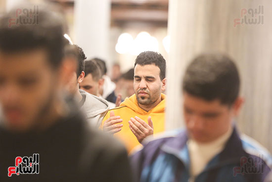 صلاة التراويح مسجد غمرو بن العاص (11)
