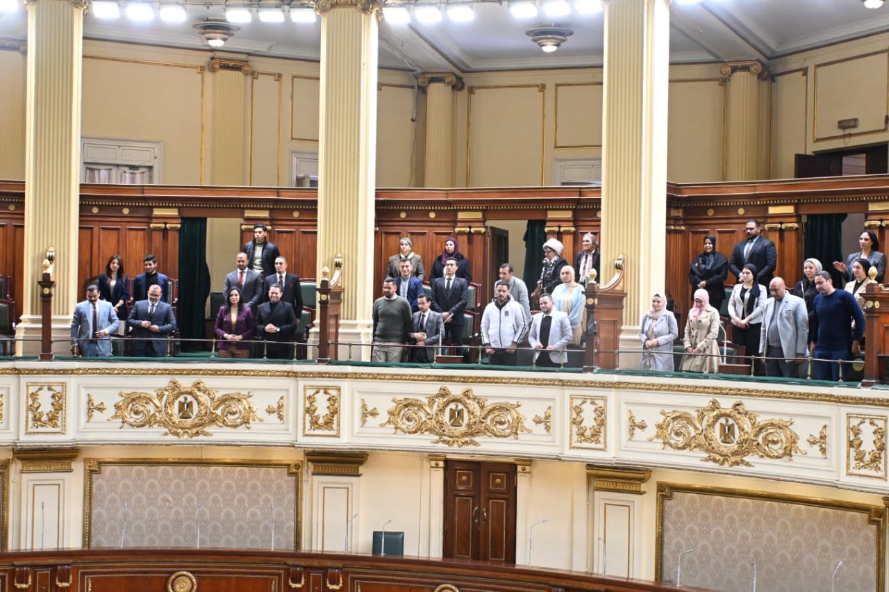 أمانتا الشباب والمرأة بحزب التجمع يشاركون في الجلسة العامة لمجلس النواب (1)