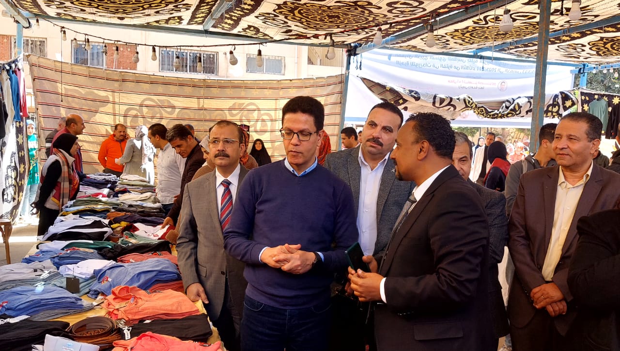 خلال الجولة بالمعرض خلال الجولة بالمعرض