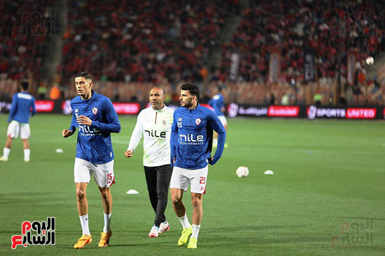 فريق الزمالك فى ملعب المباراة