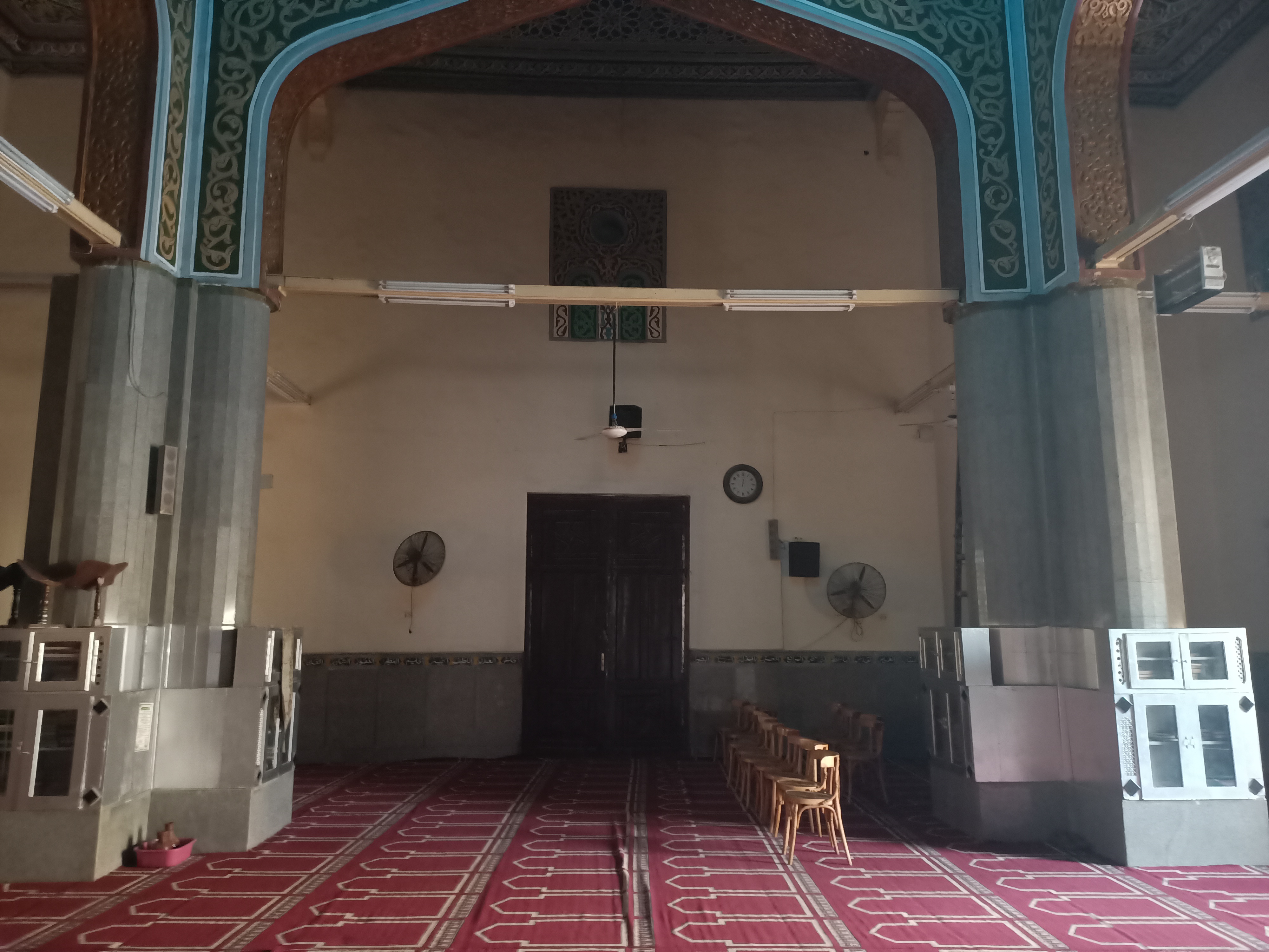 المسجد من الداخل شكل جمالى