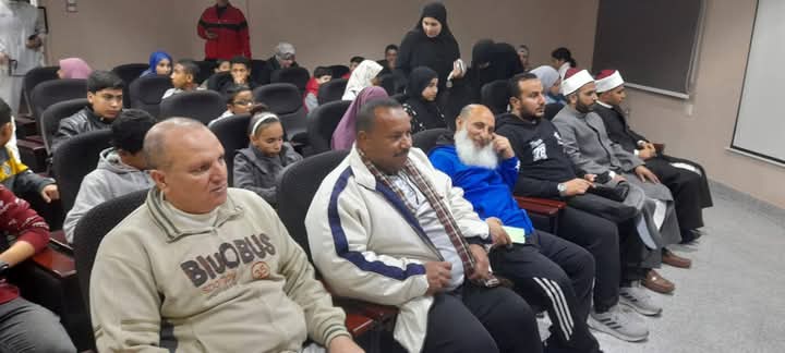 جانب من الحضور (1)