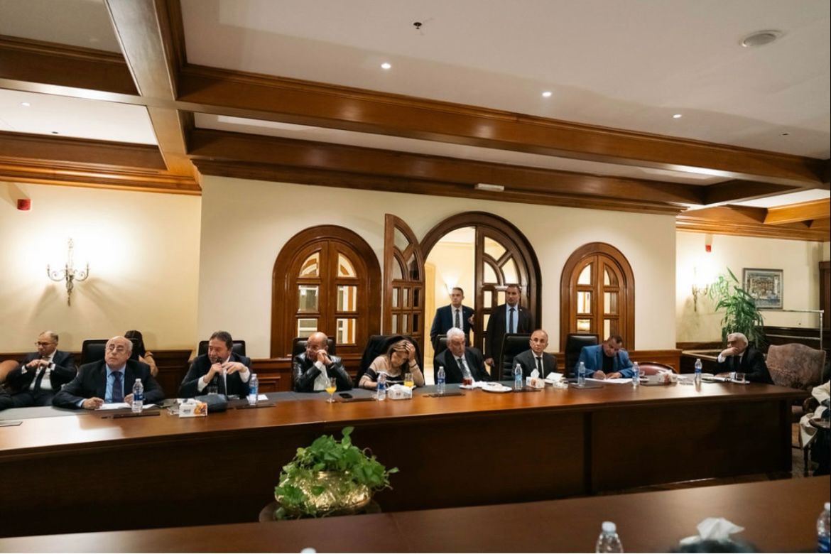 اجتماع مؤسسي الجبهة الوطنية (6)