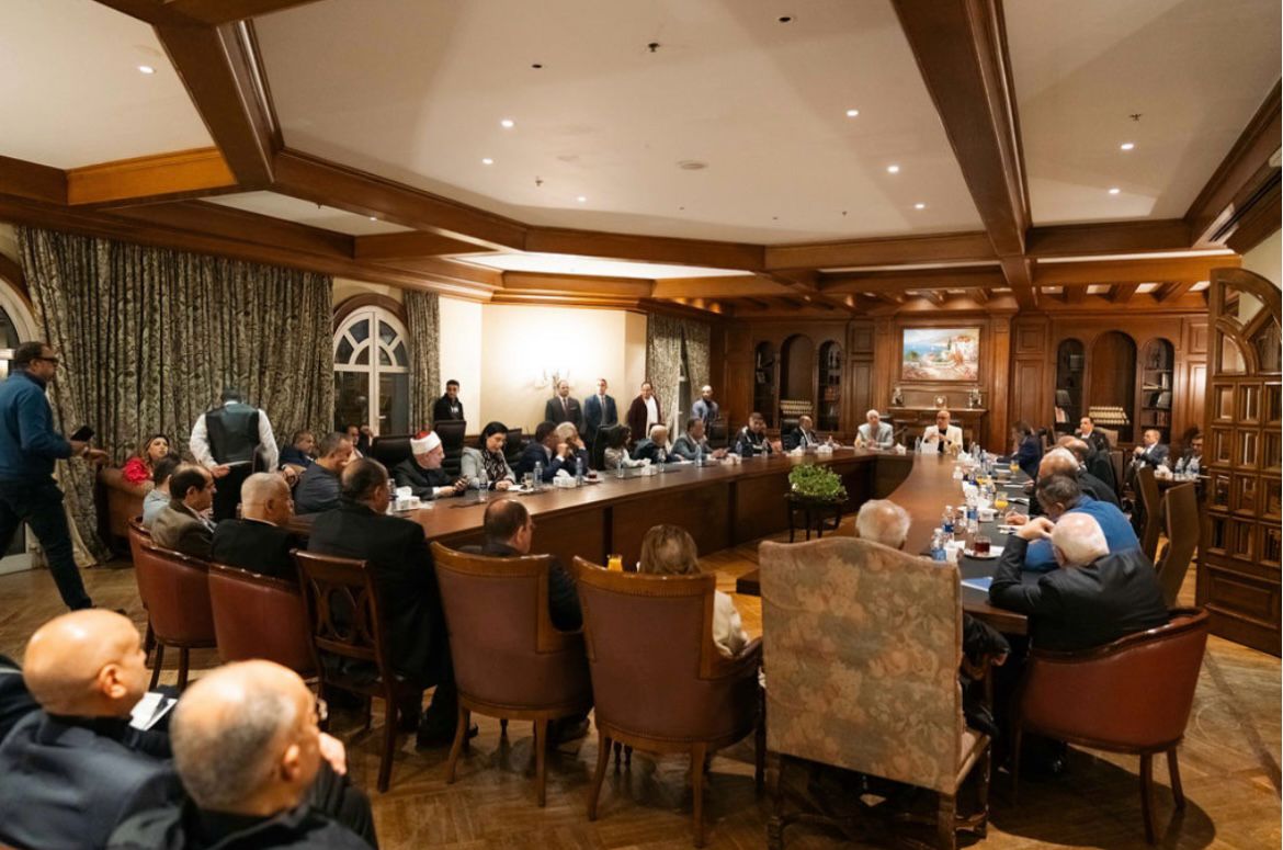 اجتماع مؤسسي الجبهة الوطنية (2)