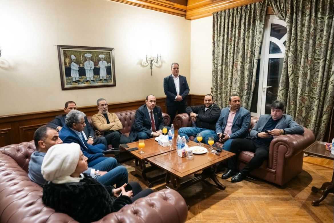 اجتماع مؤسسي الجبهة الوطنية (5)