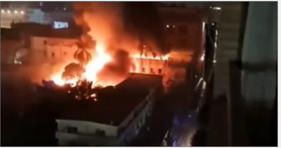 أكشاك وسط البلد أكشاك وسط البلد