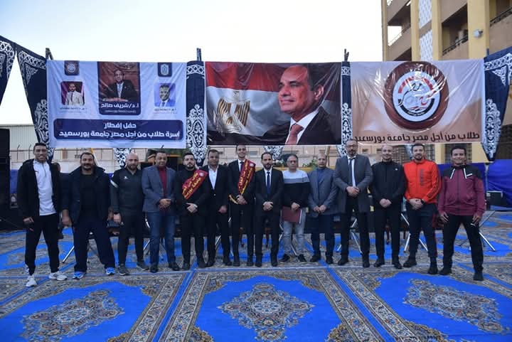 جانب من منظمين