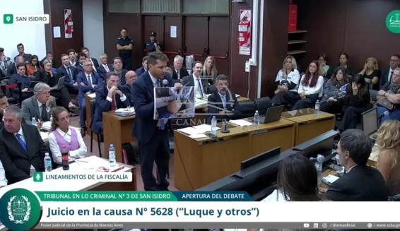 محاكمة وفاة مارادونا محاكمة وفاة مارادونا