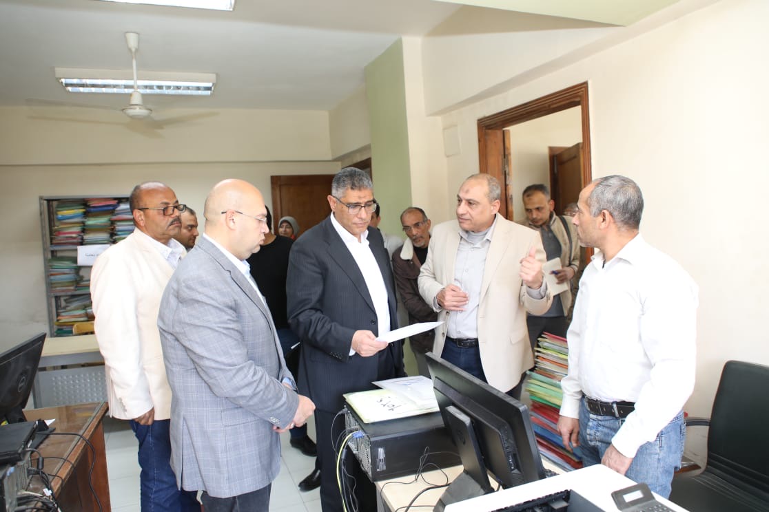 محافظ الجيزة يتفقد المركز التكنولوجي بمركز ومدينة كرداسة محافظ الجيزة يتفقد المركز التكنولوجي بمركز ومدينة كرداسة