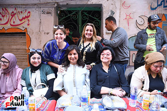 الدكتورة نبيلة مكرم فى حفل إفطار المطرية الدكتورة نبيلة مكرم فى حفل إفطار المطرية
