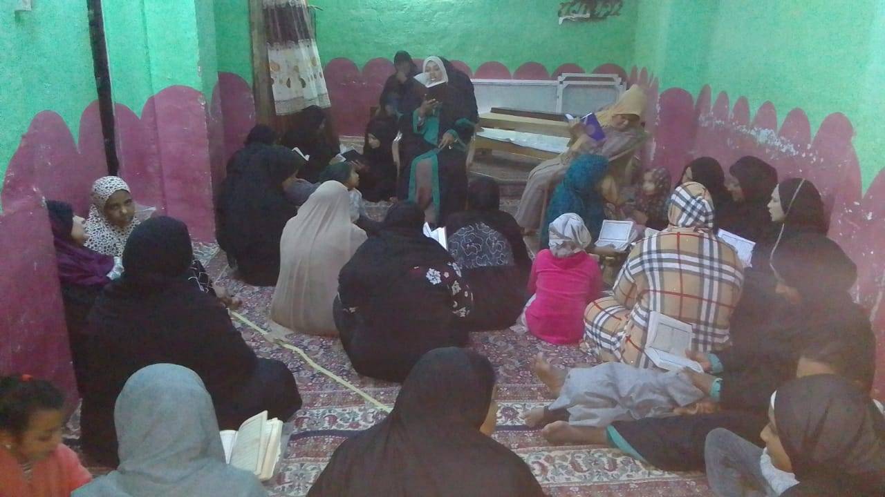 أوقاف الأقصر تنظم دروس الواعظات الرمضانية للسيدات أوقاف الأقصر تنظم دروس الواعظات الرمضانية للسيدات