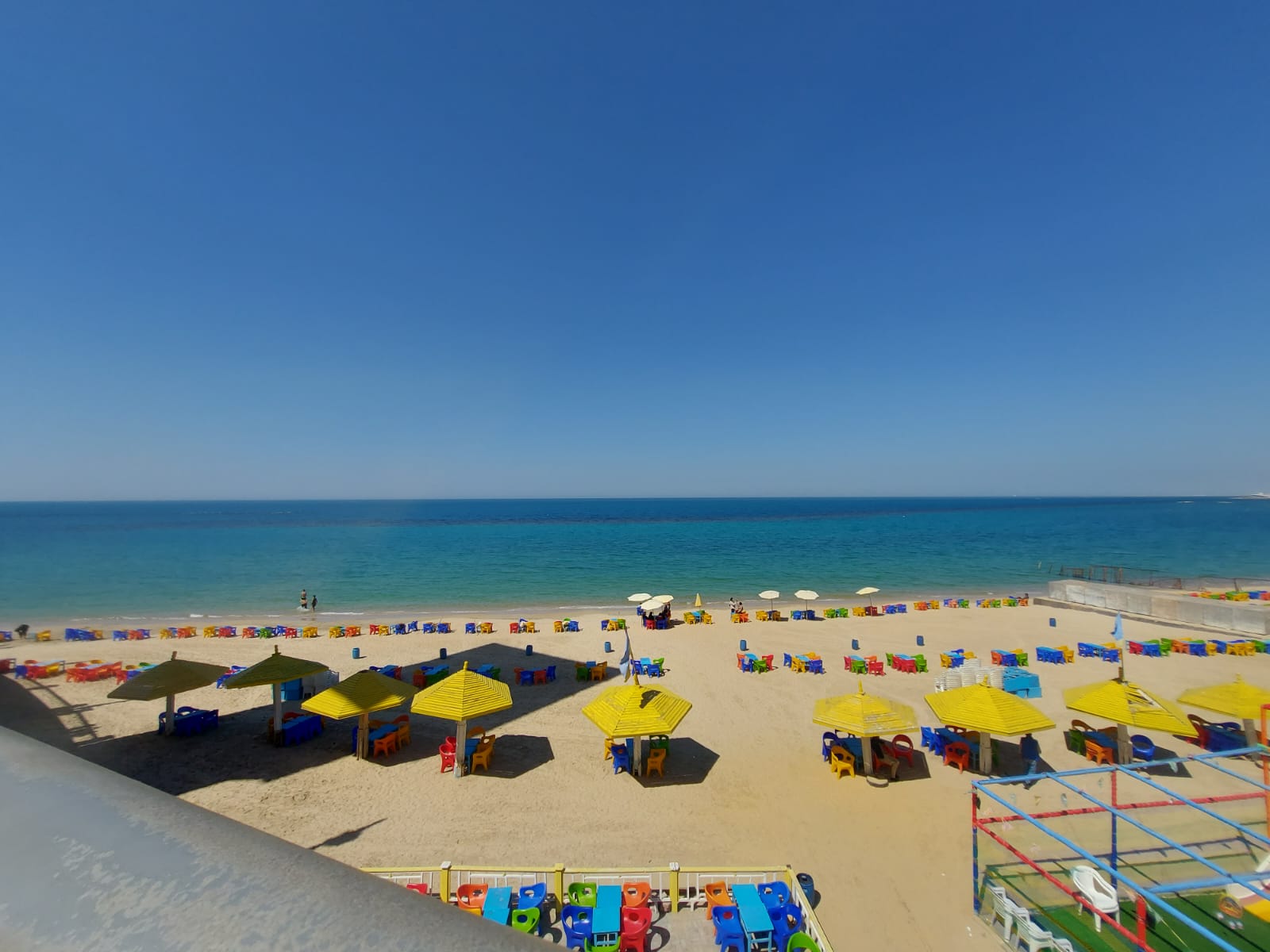 الشواطئ السياحيه 