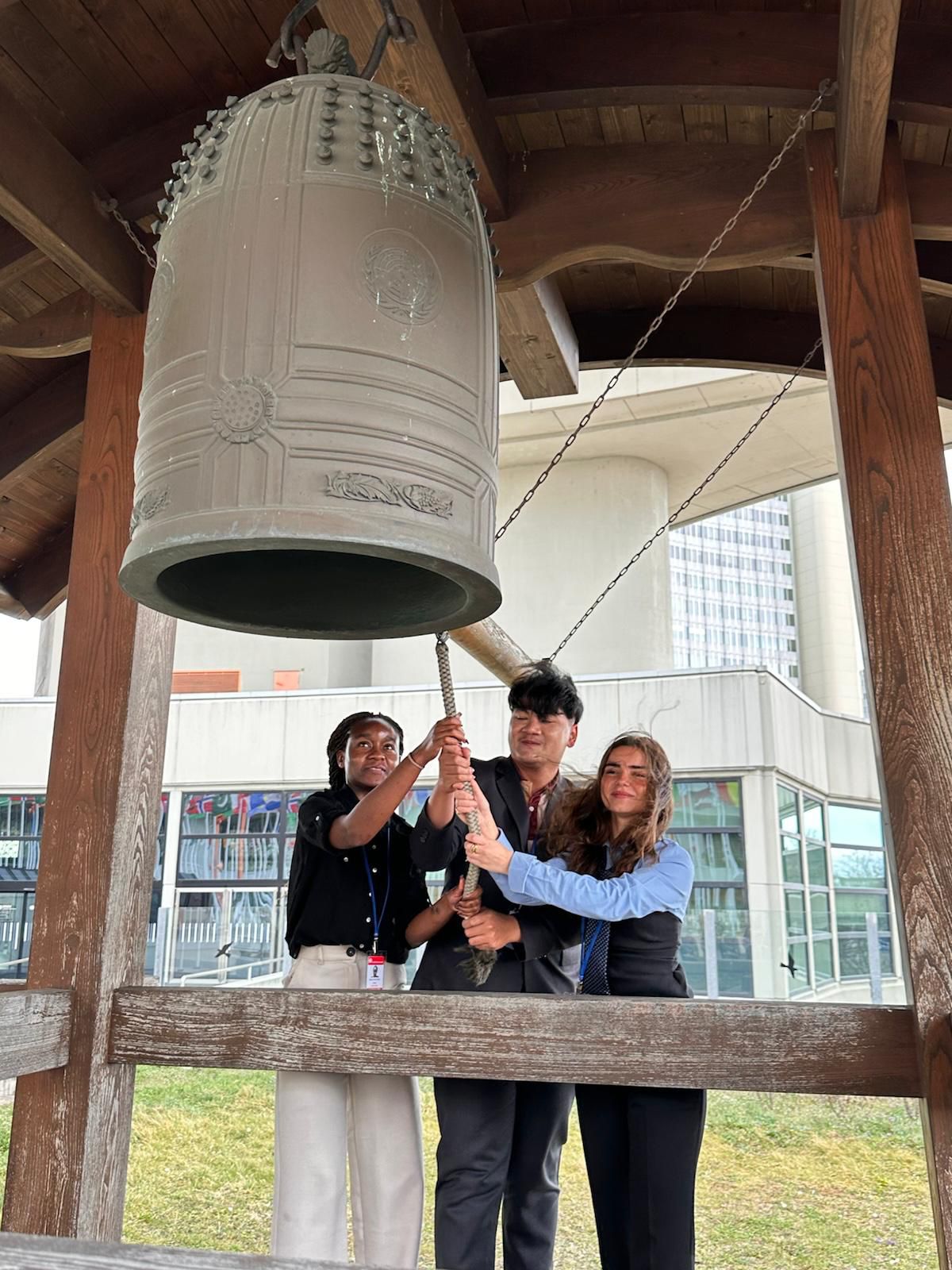 متطوعة صندوق مكافحة الإدمان متطوعة صندوق مكافحة الإدمان