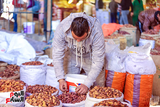 سوق البلح (1)