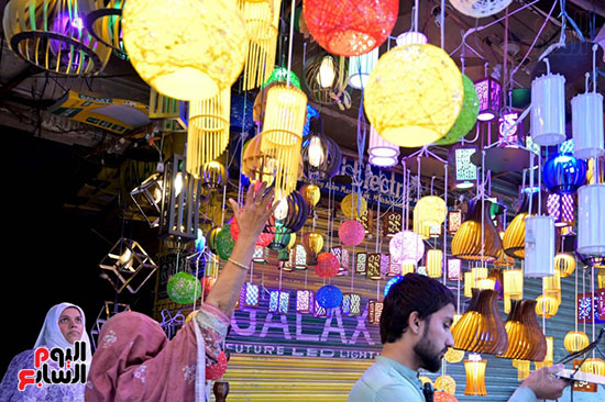 مصابيح رمضان الملونة مصابيح رمضان الملونة