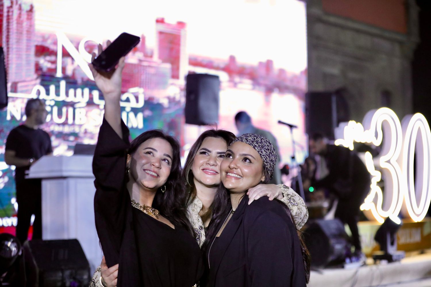 نجيب سليم يحتفل بمرور ٣٠ عاما (10)