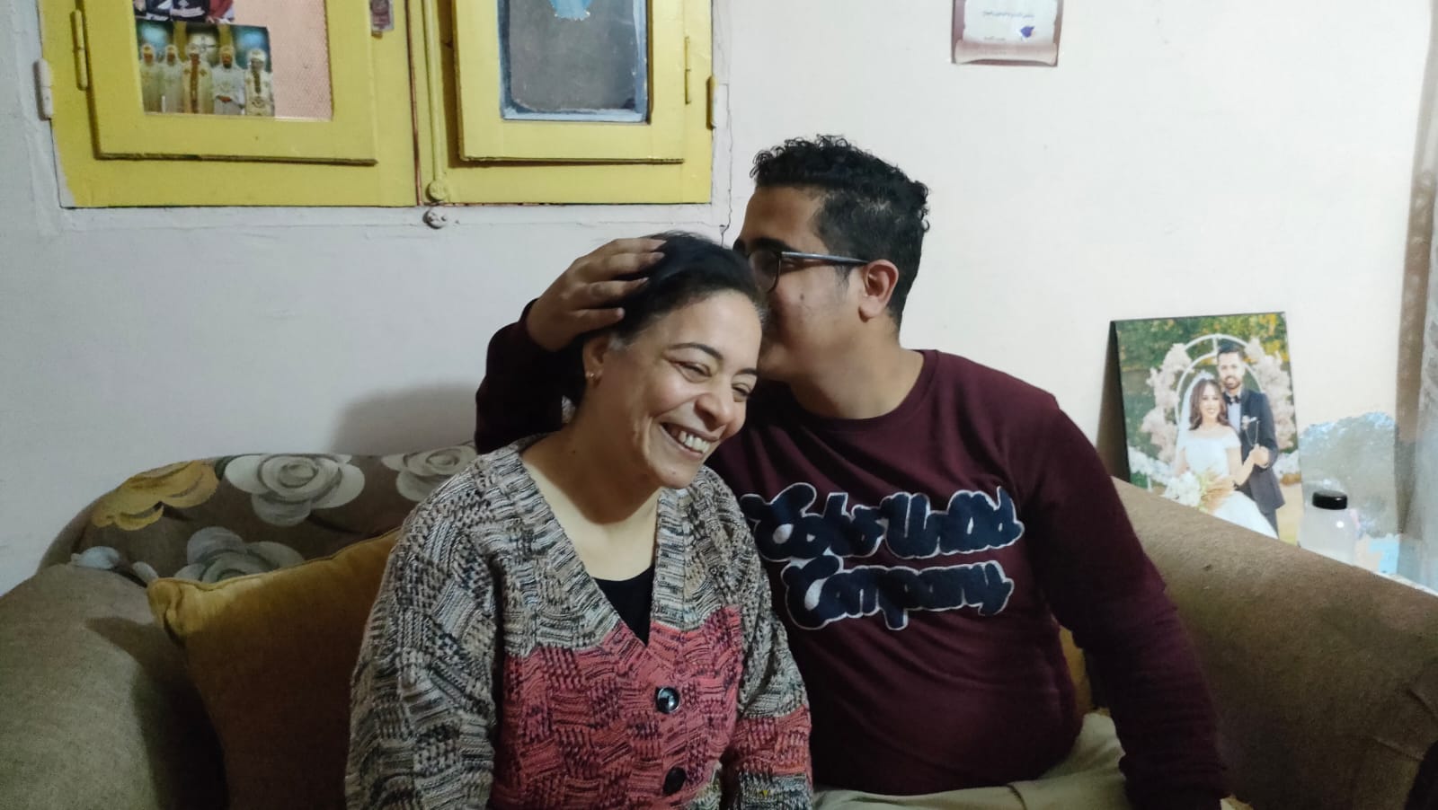 الأم المثالية ونجلها الأم المثالية ونجلها