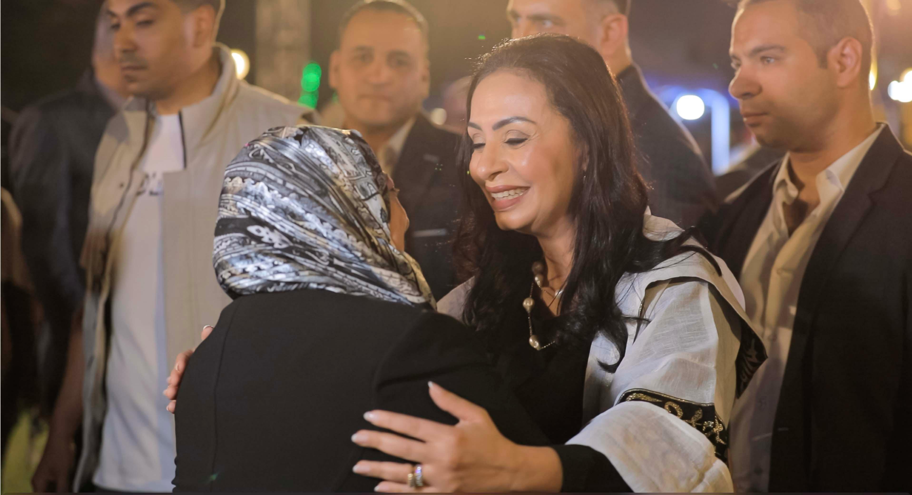 وزيرة التضامن مع العاملين بالوزارة