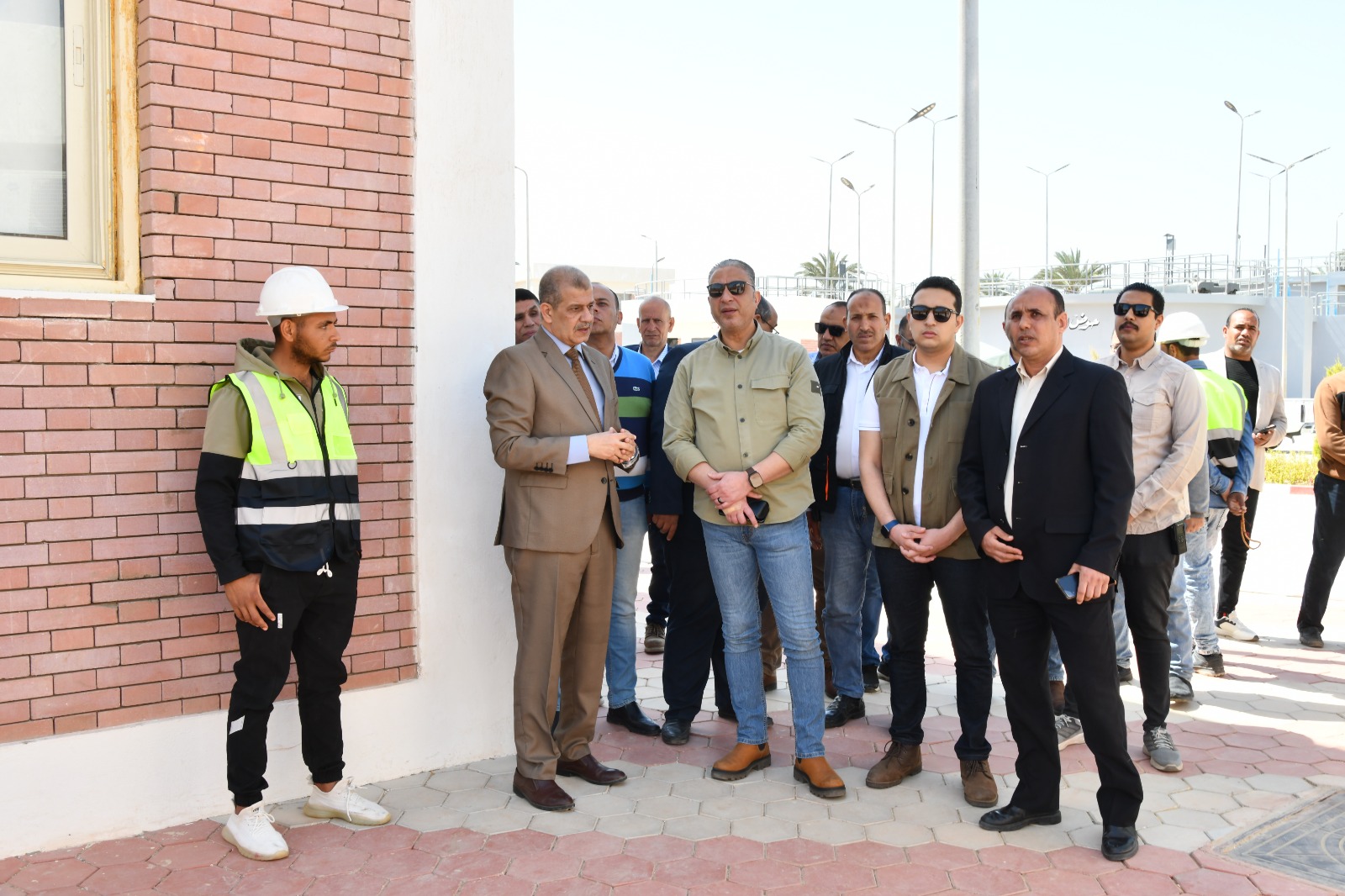 محافظ الفيوم يتفقد محطة صرف شكشوك