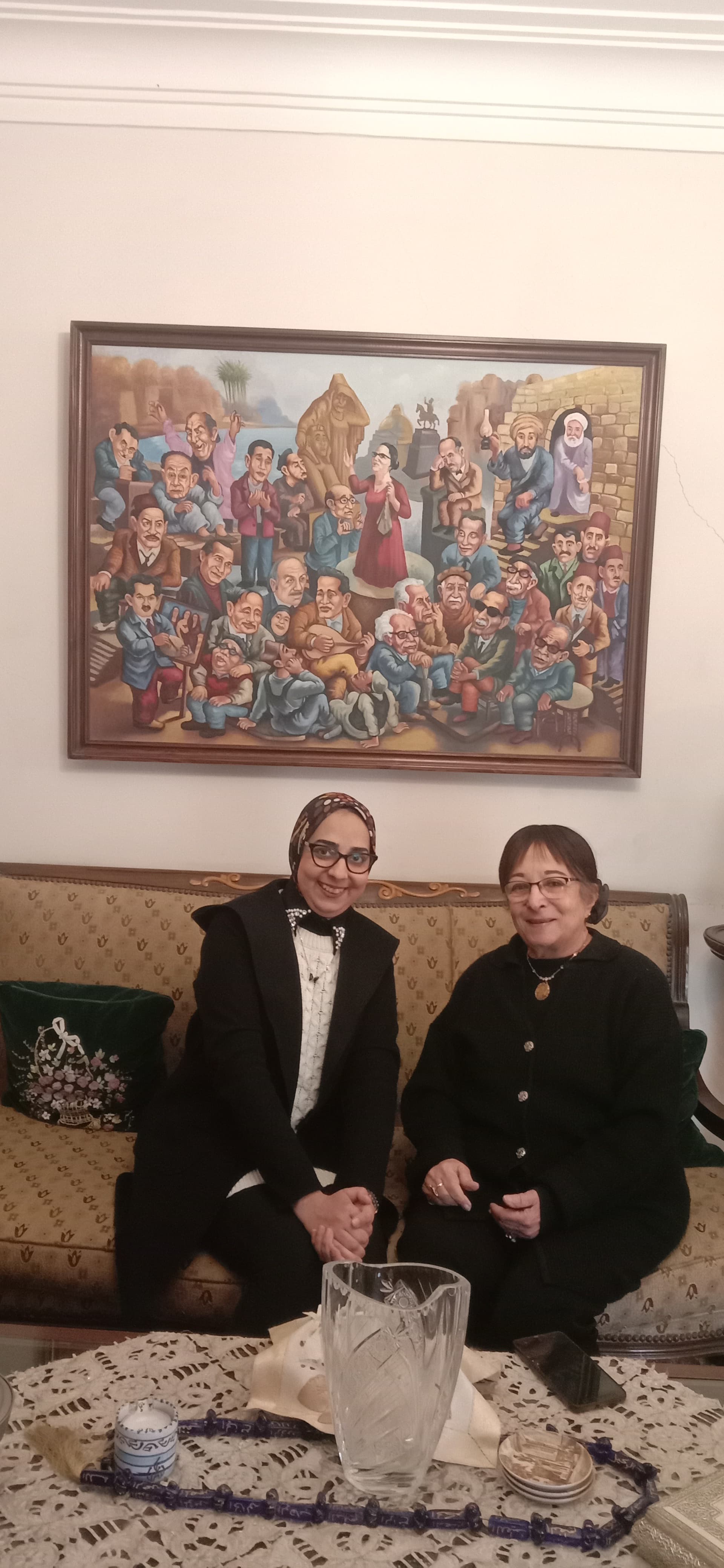 مع الفنانة سميرة عبد العزيز مع الفنانة سميرة عبد العزيز