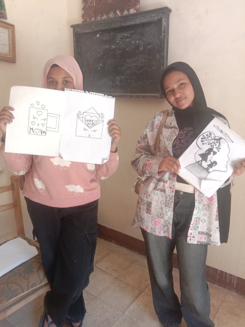 ورش فنون تشكيلية لأطفال الأقصر بقصور الثقافة ورش فنون تشكيلية لأطفال الأقصر بقصور الثقافة