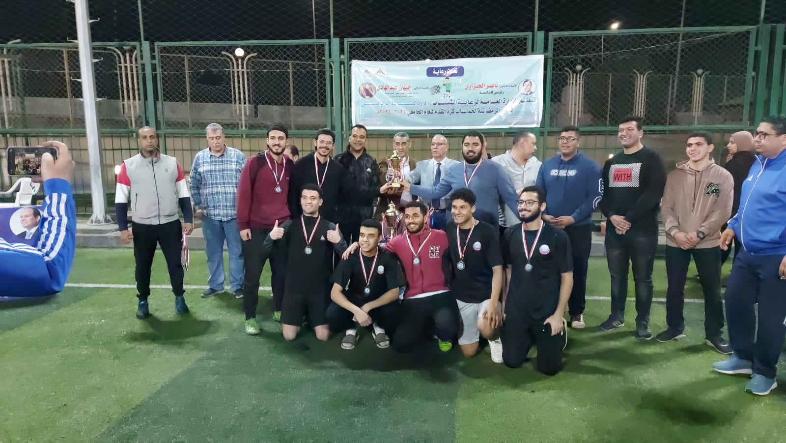 الفريق الفائز الفريق الفائز