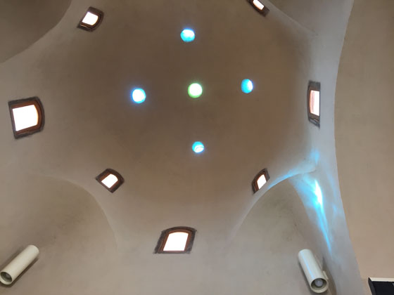 تحفة معمارية في قباب المنزل بعد تطويره بالاقصر تحفة معمارية في قباب المنزل بعد تطويره بالاقصر