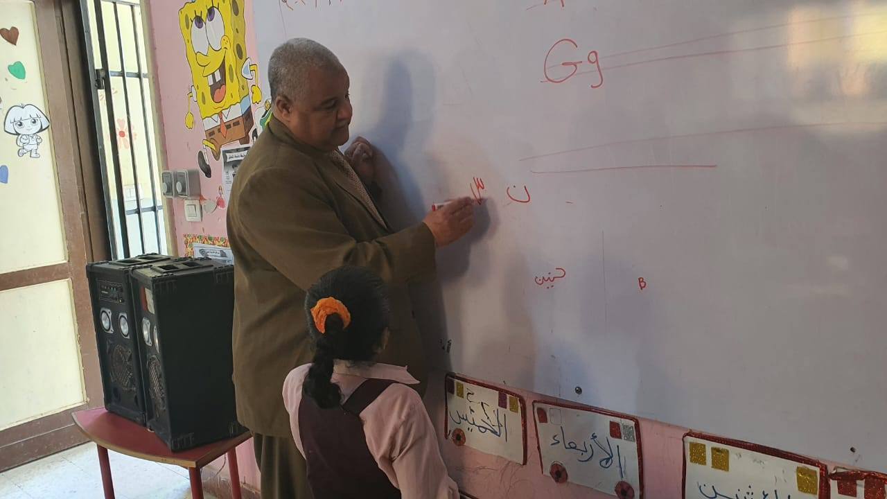 وكيل التعليم يؤكد على الخطط العلاجية لضعيفي المستوى بالمدارس