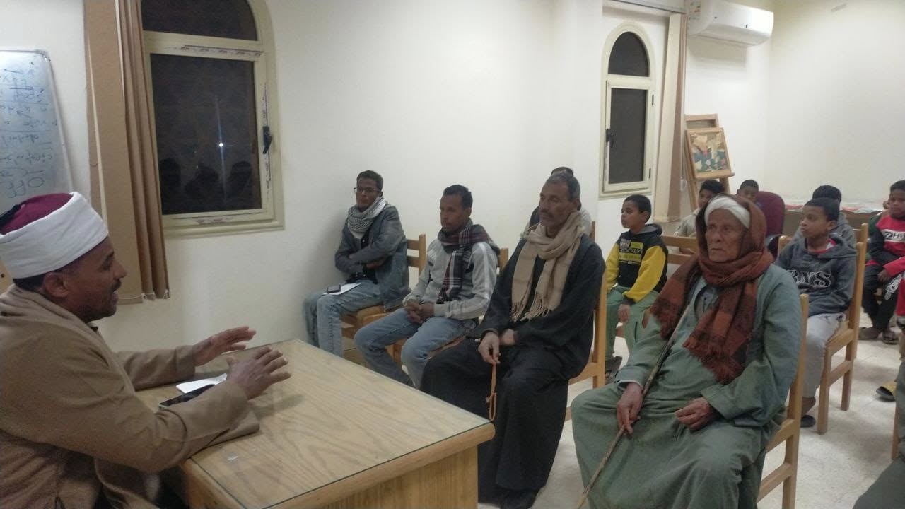 جانب من المحاضرات واللقاءات التوعوية حول الأقصر