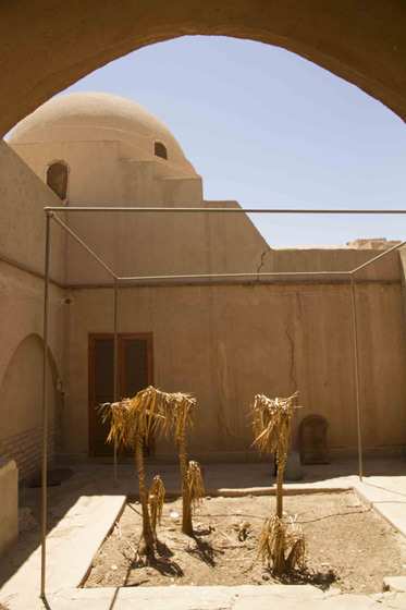 المهندس التاريخي حسن فتحي هو من بني منزل ستوبلير بالاقصر المهندس التاريخي حسن فتحي هو من بني منزل ستوبلير بالاقصر
