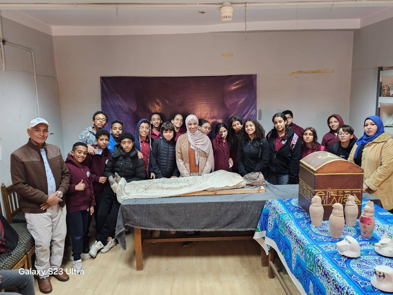 ورشة عمل لطلبة المدارس حول فن التحنيط المصري القديم